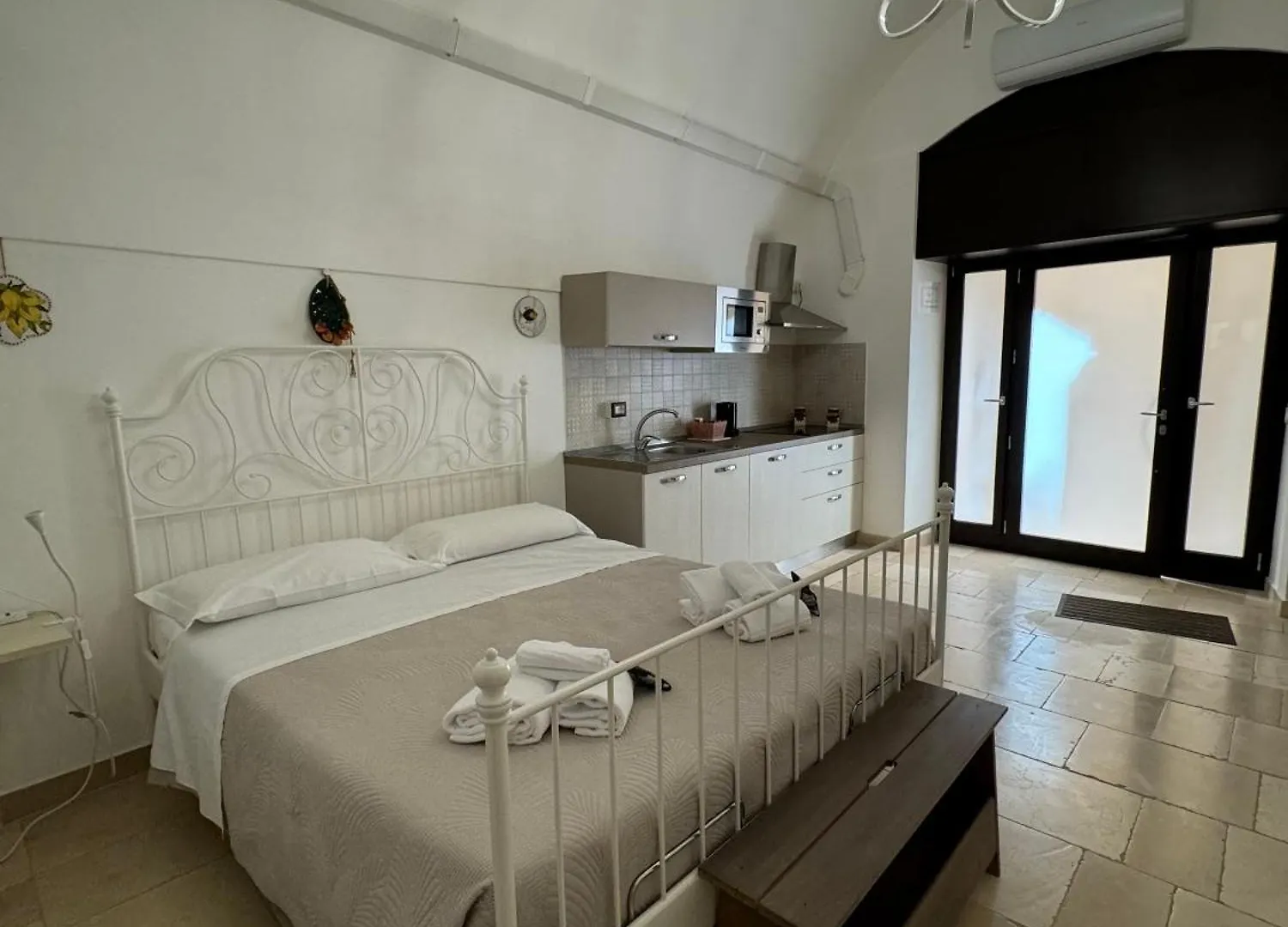 Mari Home Bari Couette-café