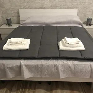Couette-café Scarparidd, Bari
